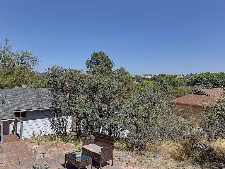 407 Hill Ave — Photo 5