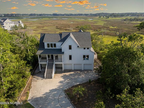 2nd image of 3253 Beaver Creek Drive SE