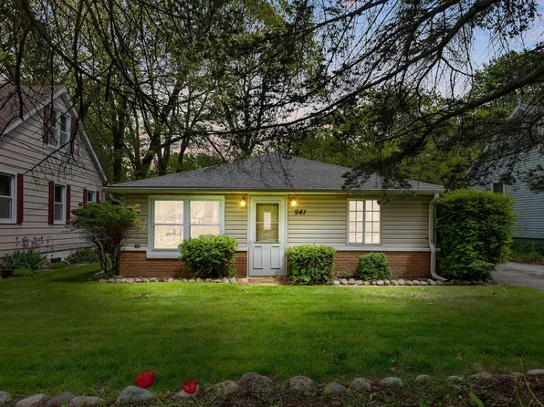 941 Park Ave, Winthrop Harbor, IL 60096