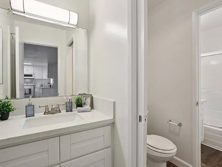 Ocean Breeze Villas — Photo 74
