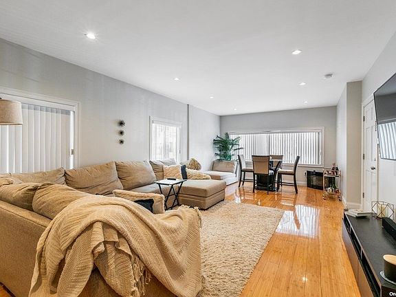 3rd image of 179-16 90th Ave #2