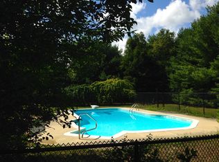 25 Holly Ln, Wrentham, MA 02093