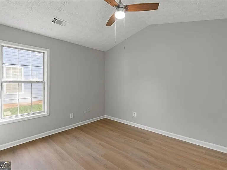 4680 Sterling Oaks Ct — Photo 25