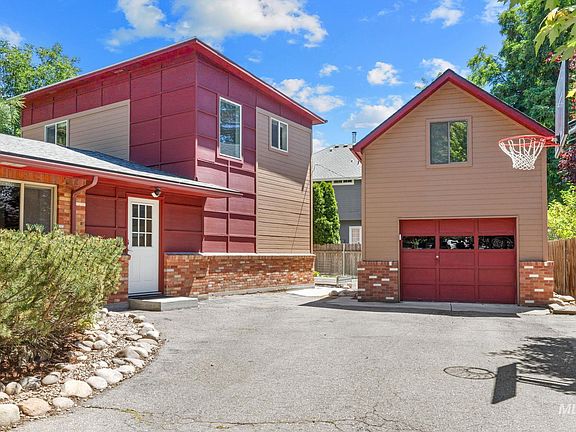 5th image of 2200 N 22nd St
