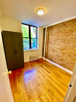 Rented by Oxford Property Group | media 18