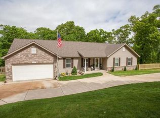 42 Windswept Dr, Arnold, MO 63010