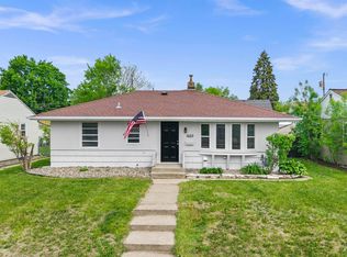 1633 Sherwood Ave, Saint Paul, MN 55106