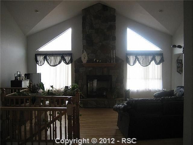 2nd image of 112 Ridge Point Cir