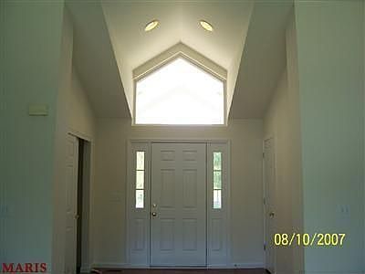 3rd image of 17625 Vintage Oak Dr