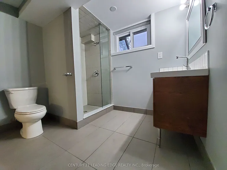 45 Bayview Dr — Photo 21