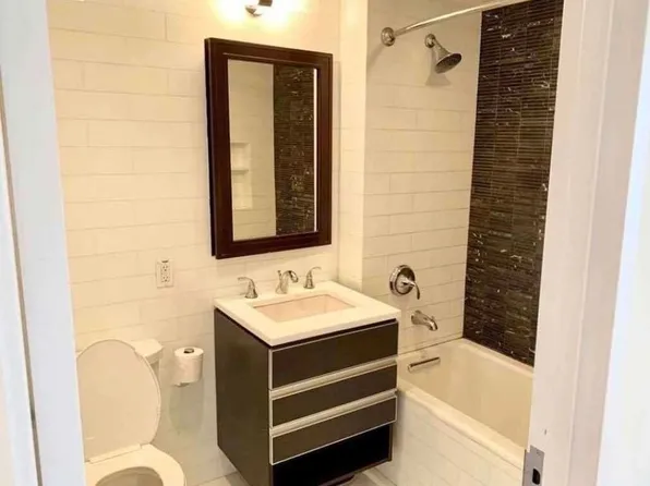 99-39 66th Avenue image 3 of 7