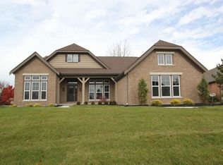 1584 Hawk Ridge Dr, Maineville, OH 45039