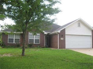 1401 Barberry Ln, Bentonville, AR 72712