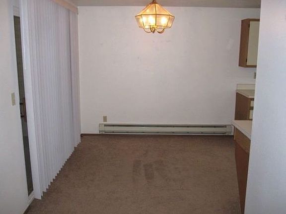 2nd image of 1002 10th St NE APT 9