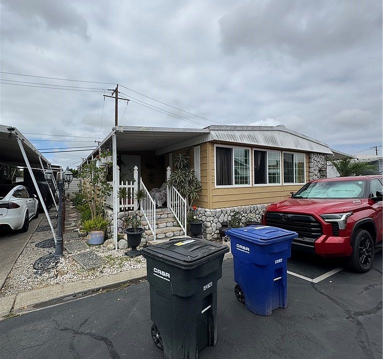 1st image of 24922 Muirlands Blvd Trailer 62