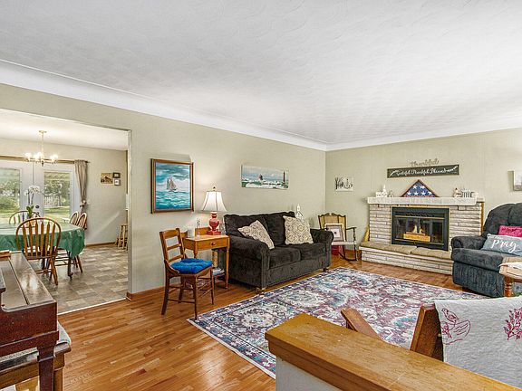 4th image of 6361 Plainfield Ave