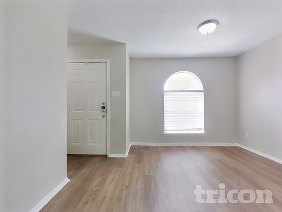 4th image of 2706 King James Ct