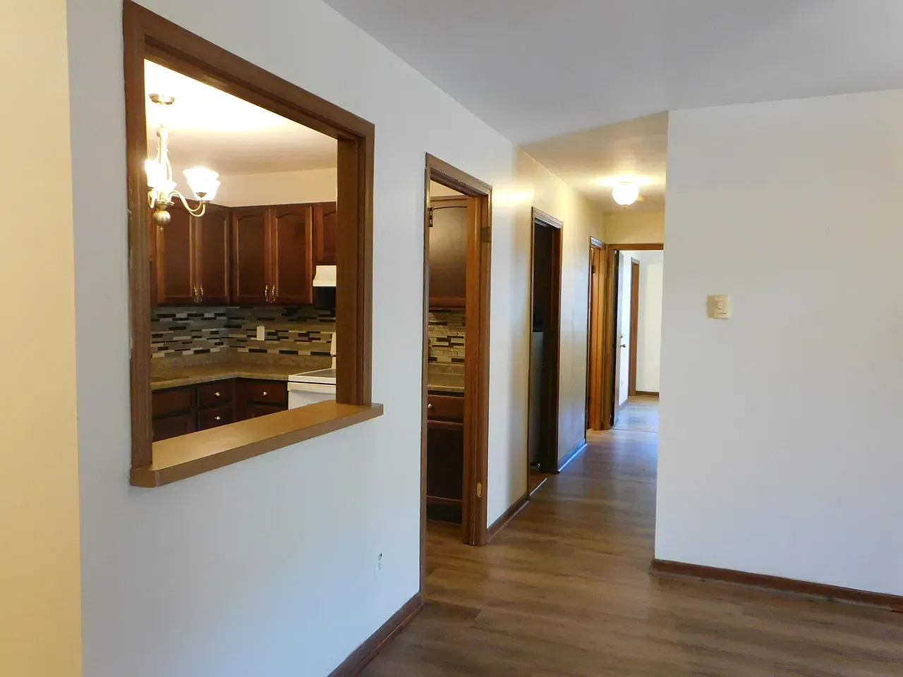 2 bed, 1075 sqft, $1,800 — Photo 3