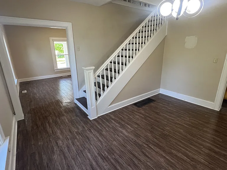 1885 E Westbrook Rd — Photo 5
