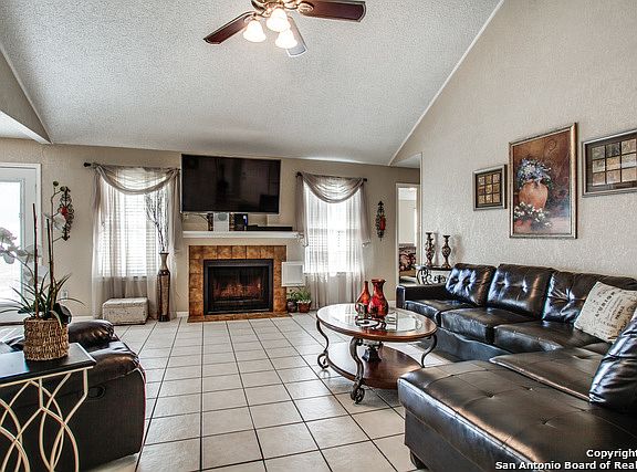 5th image of 5015 Fern Lk