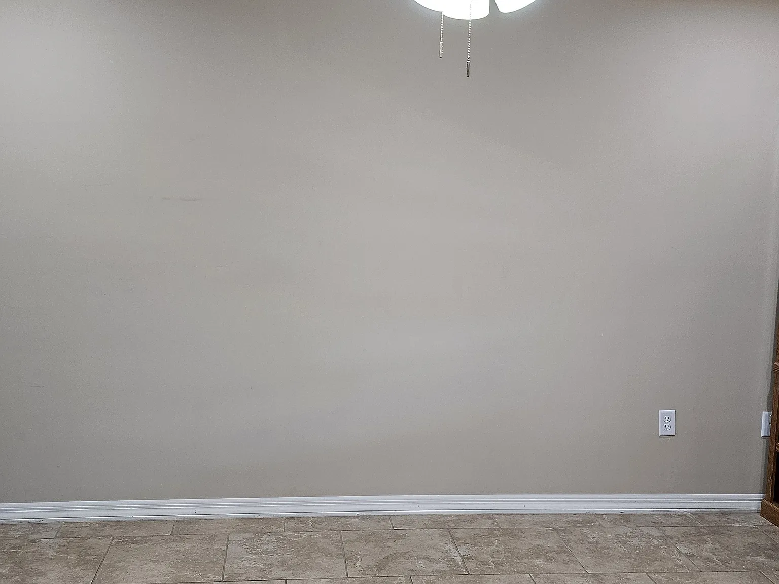 3 bed, 1296 sqft, $1,750 — Photo 2