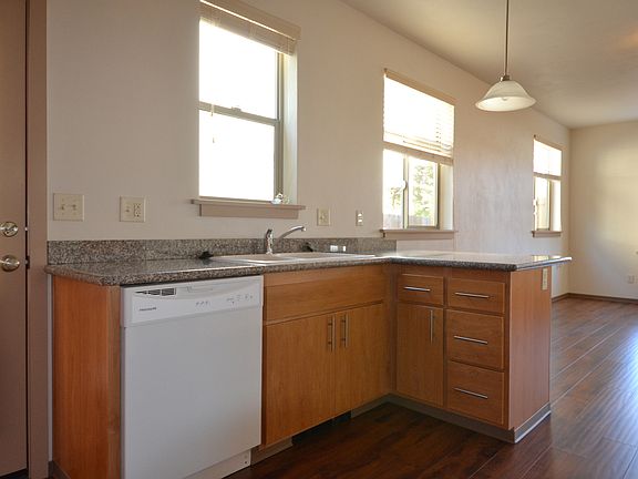 3rd image of 363 E 17th Ave Unit 6