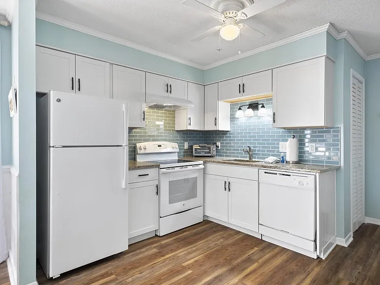 40 Folly Field Rd #B21 — Photo 5
