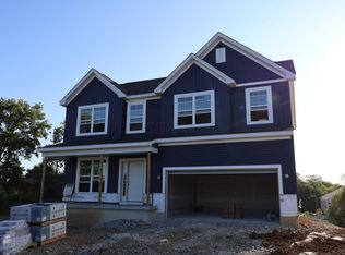 1095 Jeffrey Ln, Grove City, OH 43123