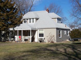 1523 E Wilson St, Ottawa, KS 66067