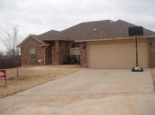 1974 Pleasant Ridge Ct, Edmond, OK 73012