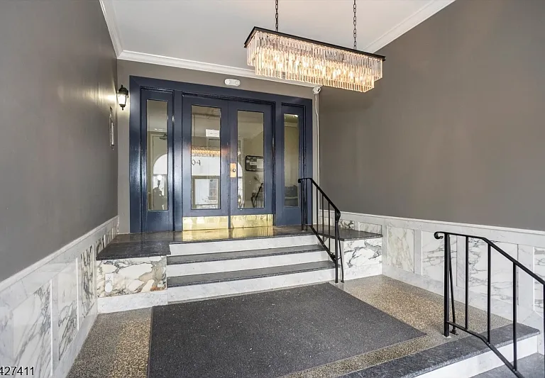 204 Church St #1D — Photo 17