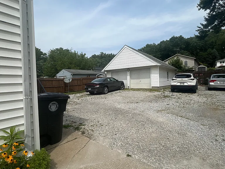 487 Massillon Rd — Photo 10