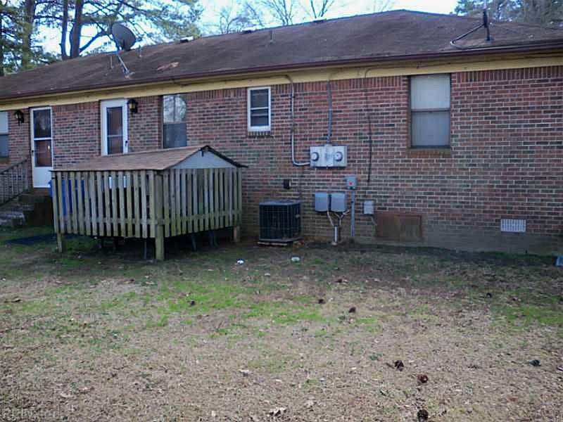 2nd image of 224 Fresno Dr