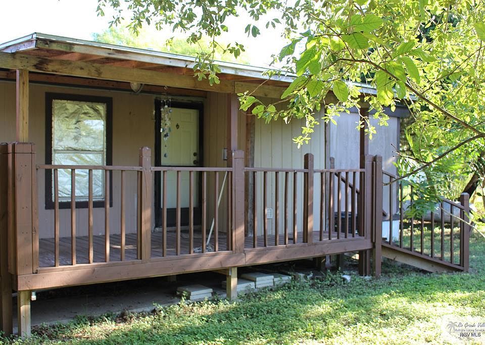 1st image of 22464 Las Palmas Dr