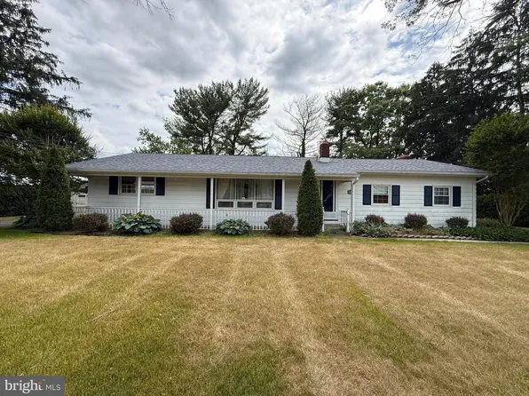 4201 Genoa Ave, Vineland, NJ 08361