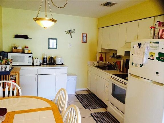 2nd image of 3201 Flagler Ave APT 612