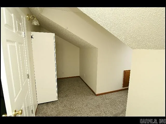 208 S Linden St #A — Photo 14