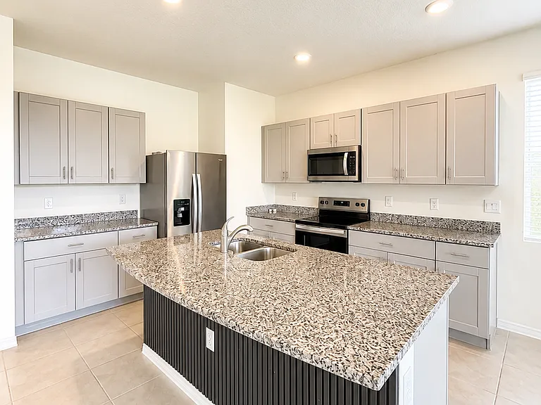 1470 Isleta Loop — Photo 3