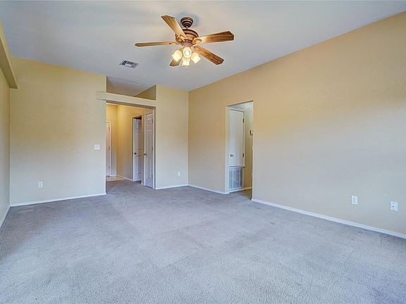5th image of 1409 Forest Glenn Cir