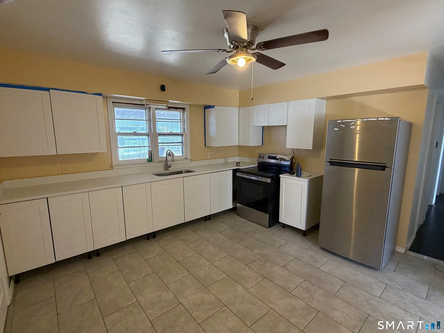 3 bed, 1.0 bath, 1144 sqft, $2,500 — Photo 4