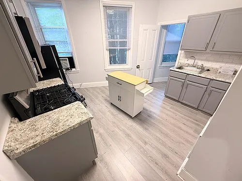 2432 E Norris St #2 Photo 1