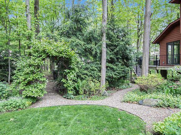 5th image of 6772 Oak Highlands Dr