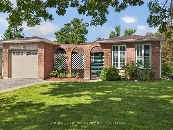 2121 Meadowview Rd, Peterborough, ON K9L 1S5