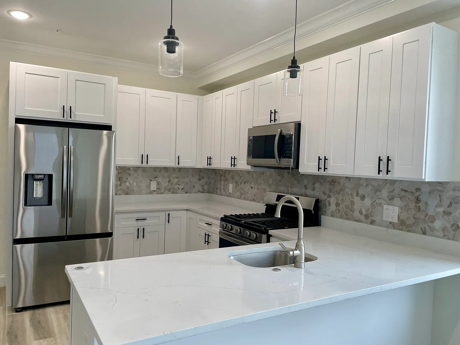 2601 Reed St — Photo 4