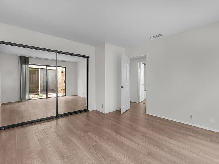 14 Presidio Pl — Photo 8