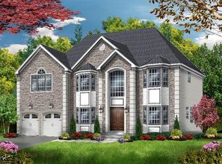 7 Mila Ct, Edison, NJ 08820