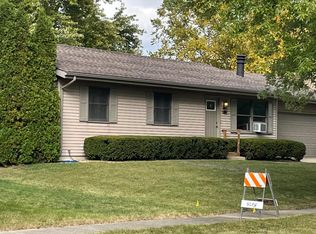 124 Joy St, Sugar Grove, IL 60554