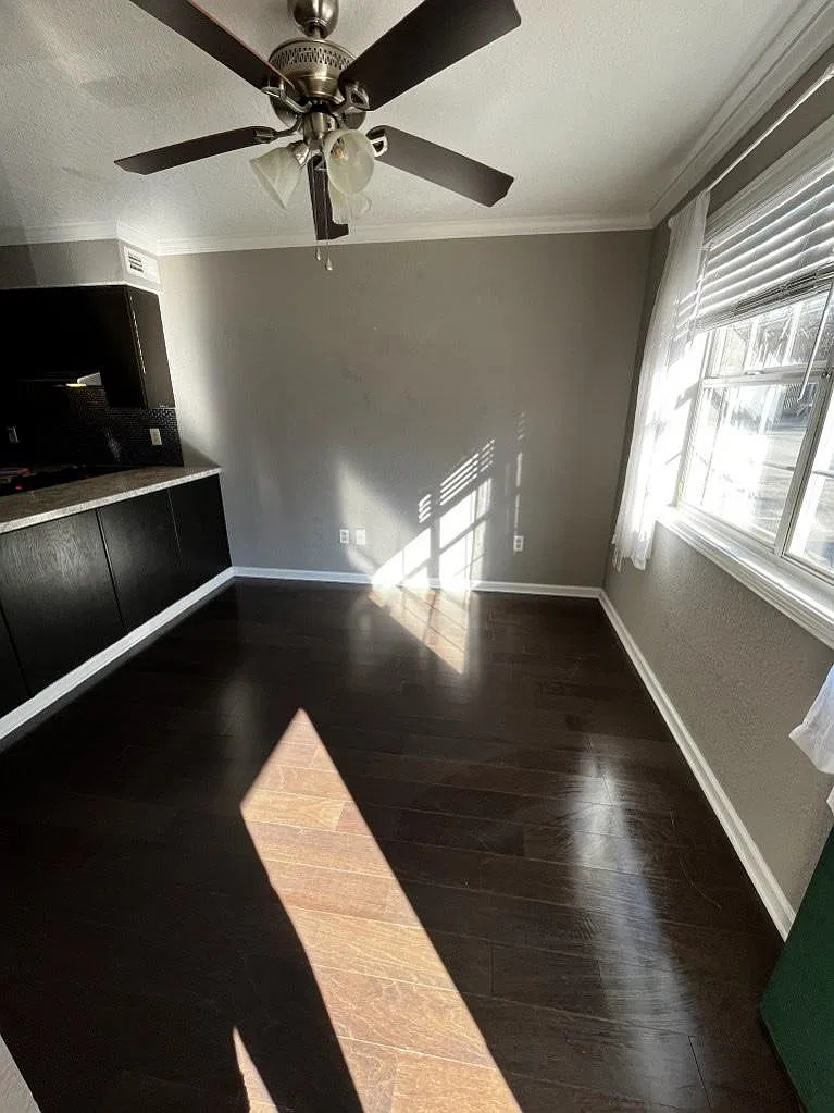 2845 Jersey Ave — Photo 3