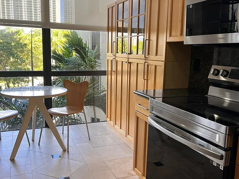 18181 NE 31st Ct #305 — Photo 1