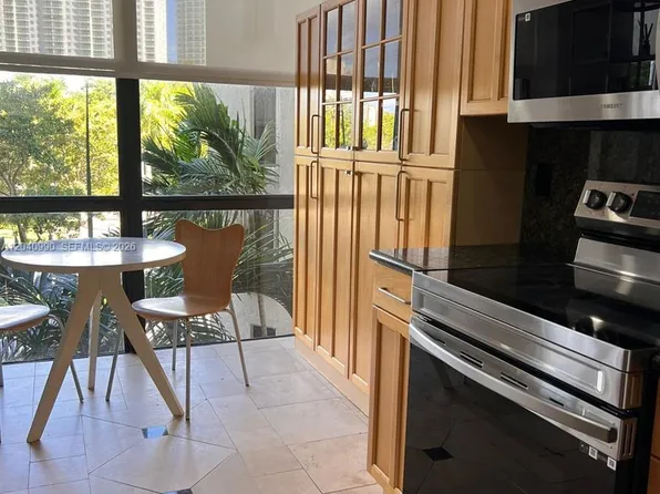18181 NE 31st Ct, Aventura, FL